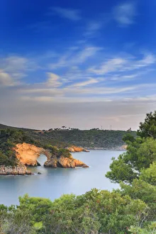 Images Dated 16th March 2016: Italy, Italia, Apulia, Puglia. Foggia district. Gargano. Vieste, Cala San Felice Bay