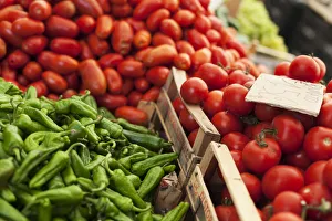 Images Dated 16th March 2016: Italy, Italia. Apulia, Puglia, Foggia district. Gargano, Vieste. Local products