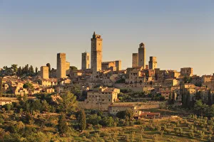 Images Dated 16th May 2016: Italy, Italia. Tuscany, Toscana. Siena district, Val d Elsa, San Gimignano