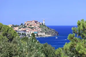 Italy, Italia. Tuscany, Toscana Livorno district. Tuscan Archipelago National Park