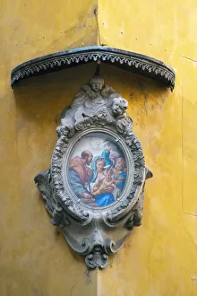 Italy, Lazio, Rome, Ponte, Madonna Street shrine, Madonna Stradarole or Edicola Sacra