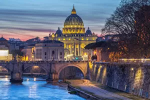 Rome Gallery: Italy, Lazio, Rome, River Tiber, St. Peters Basilica