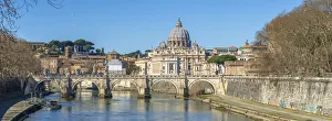 Italy, Lazio, Rome, River Tiber, St. Peters Basilica