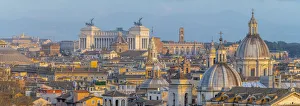 Italy, Lazio, Rome, Skyline
