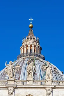 Italy, Lazio, Rome, The Vatican, St Peters Square, St Peters Basilica