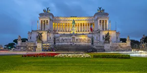 Panoramas Prints: Italy, Lazio, Rome, Vittorio Emanuele II Monument, Altare della Patria
