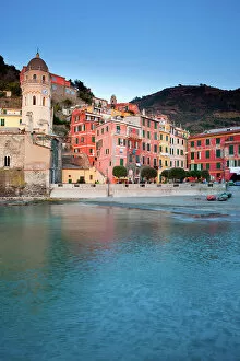 Images Dated 26th September 2022: Italy, Liguria, Cinque Terre, Vernazza village
