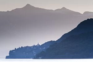 Italy, Lombardy, Lake Maggiore, Pino Lago Maggiore, hillside lake town