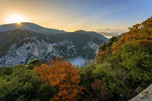 Pass Prints: Italy, Marche, Furlo Gorge, River Condigliano in the fog
