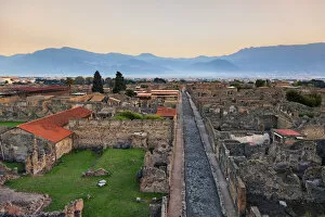 Images Dated 27th November 2012: Italy, Napoli, Pompeii Archaeological Site (UNESCO Site)