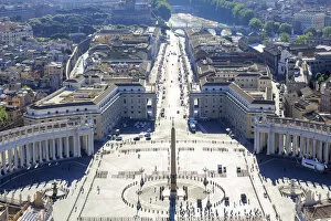 Images Dated 31st May 2017: Italy, Rome, elevated view of St. Peter Basilica and Conciliazione street at sunrise