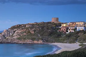 Italy, Sardinia, Santa Teresa Gallura, Rena Bianca beach and Longosardo Tower