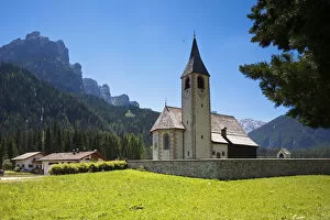 Images Dated 23rd January 2012: Italy, Trentino-Alto Adige, Bolzano district, South Tyrol, Fanes Sennes Braies National