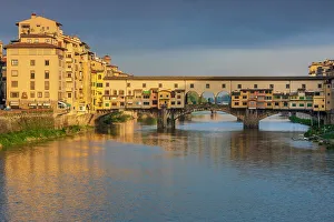 Italy, Tuscany, Florence town, Arno river, Ponte Vecchio