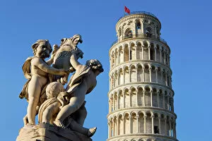 Images Dated 6th September 2022: Italy, Tuscany, Pisa town, Leaning Tower of Pisa