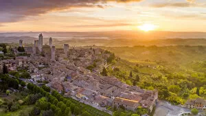 Earth from Above Gallery: Italy, Tuscany, Val d Elsa. Aerial view of the medieval village of San Gimignano