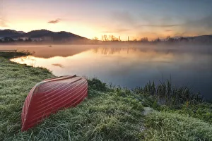 Images Dated 18th August 2021: Italy, Umbria, Terni district, Piediluco Lake