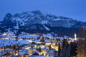 Images Dated 29th April 2020: Italy, Veneto, Belluno district, Boite Valley, view of Cortina d Ampezzo