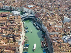 Images Dated 23rd October 2020: Italy, Veneto, Venice, Aerial view of Rialto Bridge