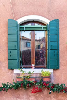 Images Dated 5th January 2015: Italy, Veneto, Venice, Murano island. Typical window decorated for Christmas