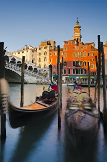 Images Dated 20th June 2011: Italy, Veneto, Venice, Rialto Bridge over Grand Canal