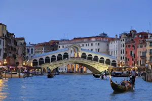 Images Dated 23rd June 2017: Italy, Veneto, Venice, Sestiere of Rialto, Rialto Bridge