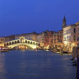Images Dated 23rd June 2017: Italy, Veneto, Venice, Sestiere of Rialto, Rialto Bridge