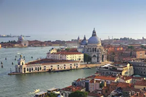 Images Dated 17th January 2018: Italy, Veneto, Venice, Sestiere of San Marco, Elevated view of Santa Maria della Salute
