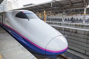 Images Dated 10th January 2013: Japan, Honshu, Kanto, Tokyo, Tokyo Station, Shinkansen Bullet Train