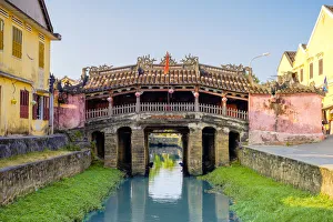 The Japanese Covered Bridge in Hoi An ancient town, Hoi An, Quang Nam Province, Vietnam