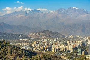 Images Dated 26th May 2022: Jardin del Este and Las Condes neighborhoods under The Andes, Santiago, Santiago Province