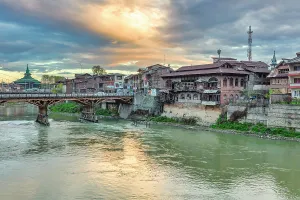 Nite Prints: Jhelum River, Srinagar, Kashmir, India