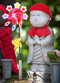 Shrine Collection: Jizo statue at the Zojo-ji temple, Minato, Tokyo, Japan