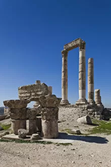 Images Dated 21st September 2011: Jordan, Amman, The Citadel, Roman-era Temple of Hercules