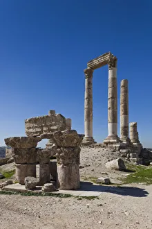 Images Dated 21st September 2011: Jordan, Amman, The Citadel, Roman-era Temple of Hercules