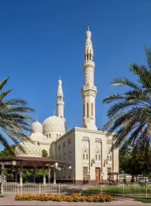 Karol Kozlowski Prints: Jumeirah Mosque, Dubai, United Arab Emirates