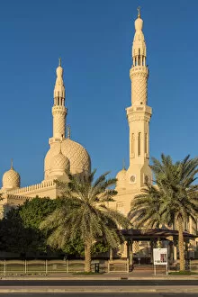 Images Dated 1st February 2017: Jumeirah Mosque, Dubai, United Arab Emirates