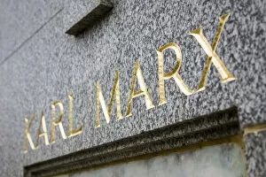 Images Dated 26th November 2008: Karl Marx grave, Highgate Cemetery, London, England