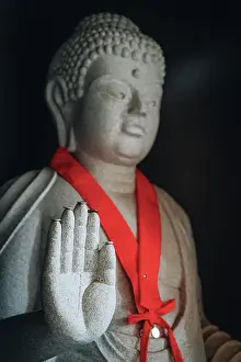 Empty Prints: Katsuyama, Seidaiji Temple is home to the Echizen Great Buddha and 1