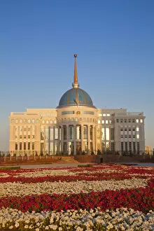 Images Dated 30th November 2011: Kazakhstan, Astana, The Ak Orda Presidential Palace of President Nursultan Nazarbayev