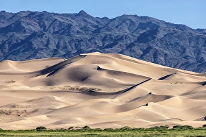 Gobi Desert Prints: The Khongor Dunes, Gobi Desert, Mongolia, Asia