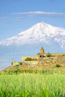 Khor Virap monastery and Mount Ararat, near Lusarat, Ararat Province, Armenia