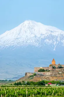 Images Dated 19th September 2019: Khor Virap monastery and Mount Ararat at sunrise, near Lusarat, Ararat Province, Armenia