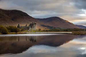 Kilchurn Castle, Loch Awe, Scottish Highlands, Argyll and Bute, Scotland Kilchurn Castle, Loch Awe, Scottish Highlands, Argyll and Bute, Scotland