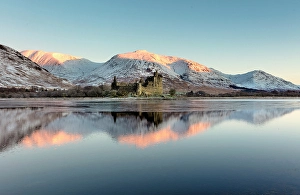 Loch Awe Prints: Kilchurn Castle in winter, Loch Awe, Highland, Scotland