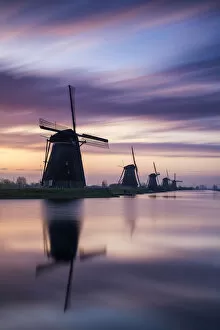 Netherlands Gallery: Kinderdijk at Sunrise, Holland, Netherlands