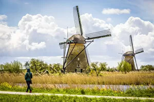 Images Dated 5th August 2016: Kinderdijk, windmills in Holland, world heritage site