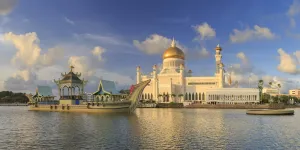 Sultan Prints: Kingdom of Brunei, Bandar Seri Begawan, Omar Ali Saifuddien Mosque