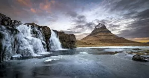 Stream Gallery: Kirkjufellsfoss and Kirkjufell Mountain, Grundarfjordur, Iceland
