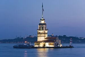 Asia Minor Gallery: Kizkulesi (Maidens Tower), Bosphorus river, Istanbul, Turkey